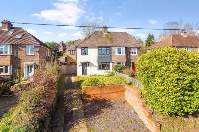4 bed property, in Inmans Lane, £750,000