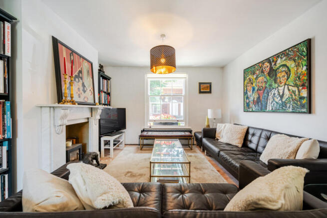 3 bed property, in Greenwich Park Street, £1,300,000