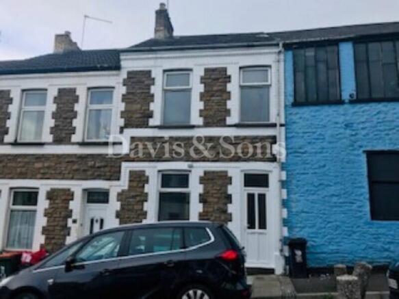 2 bed property, in Locke Street, £145,000