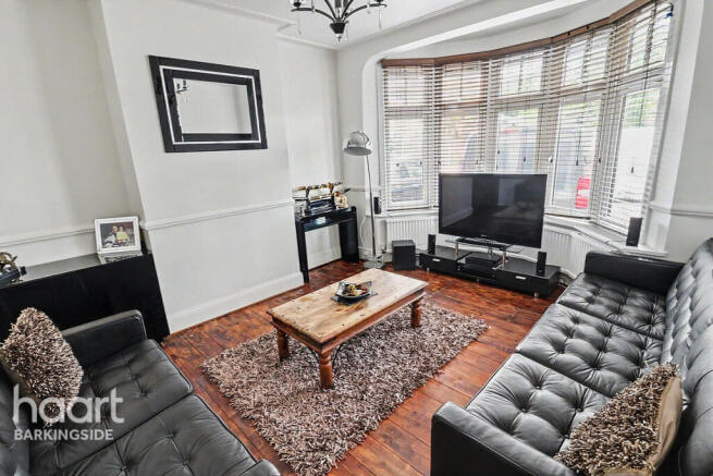 4 bed property, in Bawdsey Avenue, £700,000