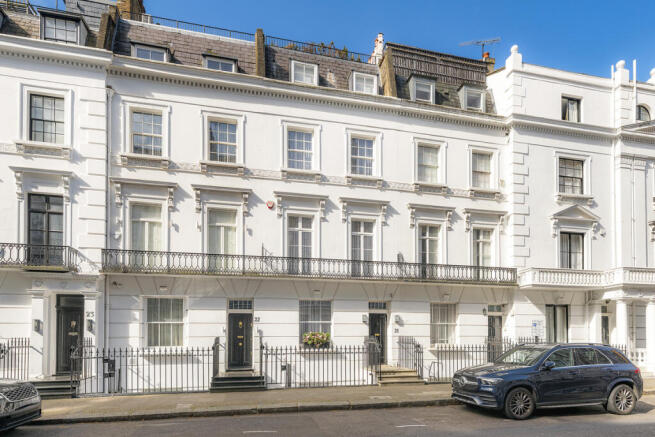 4 bed property, in Ovington Gardens, £6,000,000