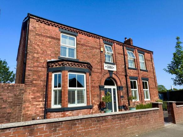 5 bed property, in Wigan Road, £530,000