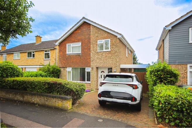 4 bed property, in Goodrich Avenue, £425,000