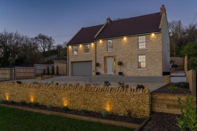 4 bed property, in Quarry Farm Cottage, £1,150,000