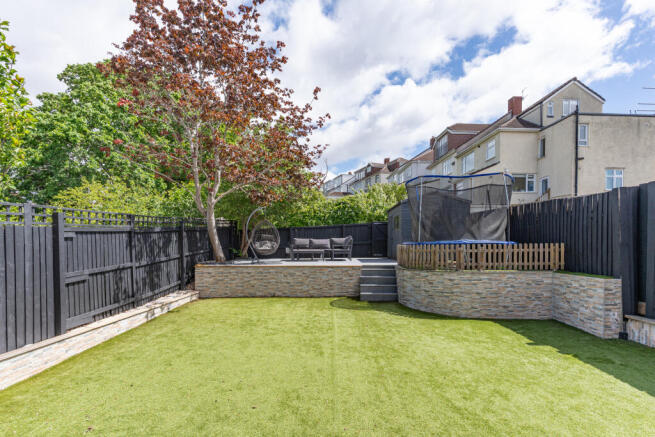 3 bed property, in Westbury on Trym, £650,000