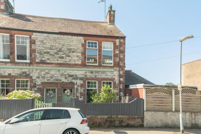 3 bed property, in Lightburn Avenue, £450,000