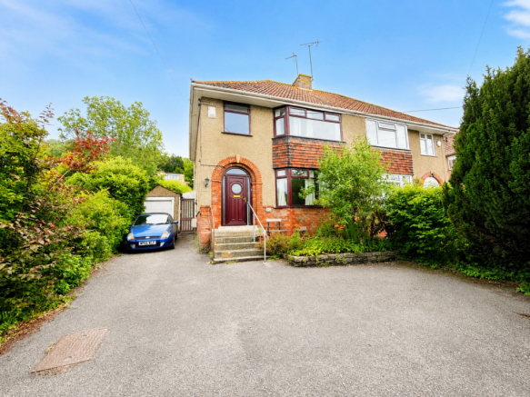 3 bed property, in Wells Road, £317,500