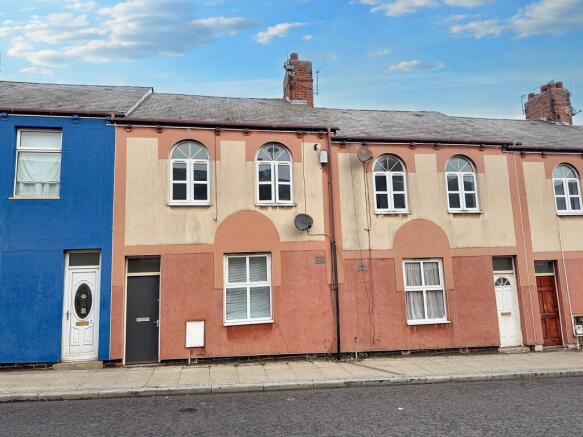3 bed property, in Ascot Street, £45,000