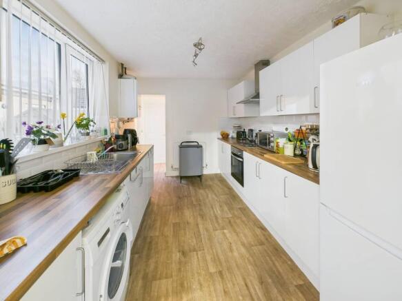 3 bed property, in Rosebury Street Hull HU3 6PQ, £95,000