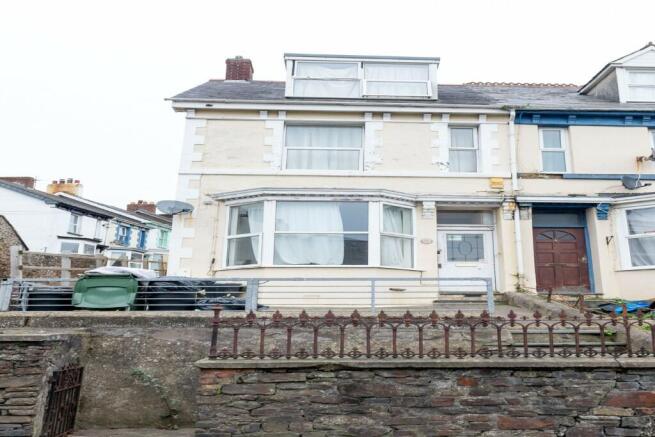 5 bed property, in Meddon Street, £225,000