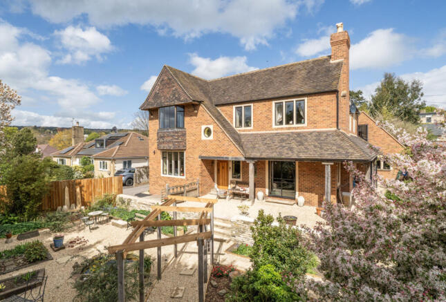 4 bed property, in Cainscross Road, £1,250,000