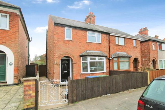 3 bed property, in Benn Street, £285,000