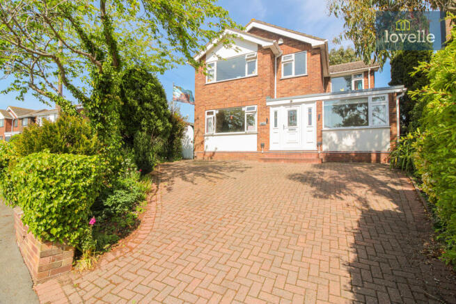 5 bed property, in Charles Avenue, £360,000