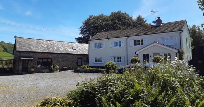 5 bed property, in Crug y bar, £825,000
