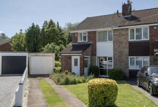 3 bed property, in Gillebank Close, £385,000