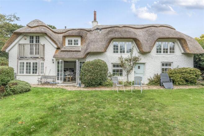 2 bed property, in Barton Common Lane, £795,000