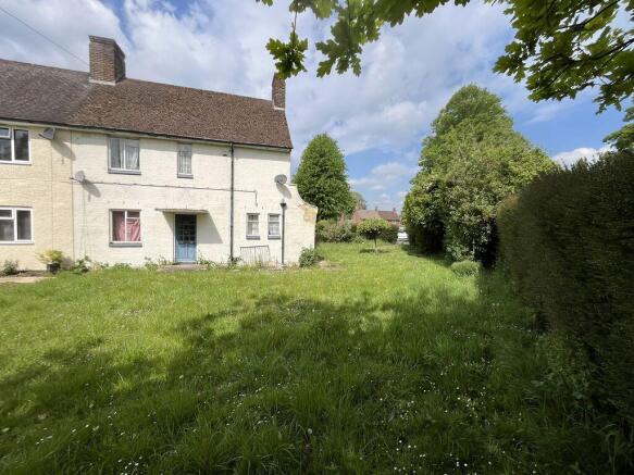 3 bed property, in Lower Icknield Way, £525,000