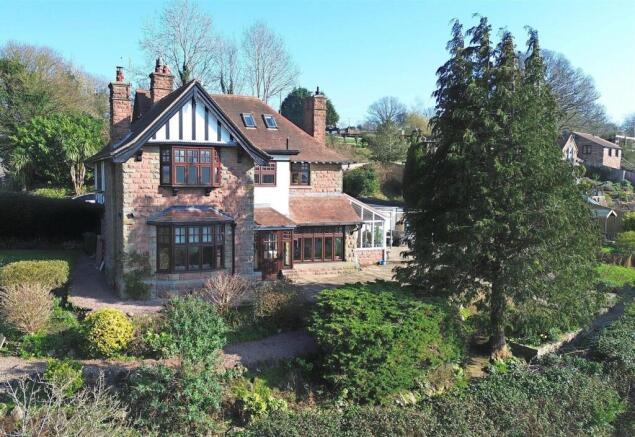 6 bed property, in Hopes Hill, £795,000