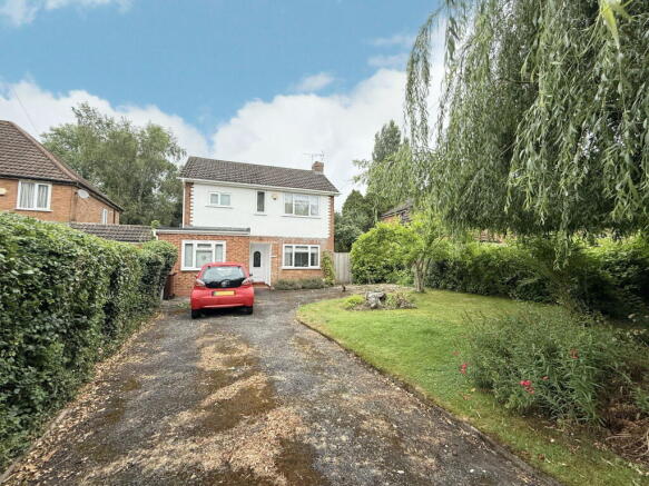 3 bed property, in Ulverley Green Road, £400,000