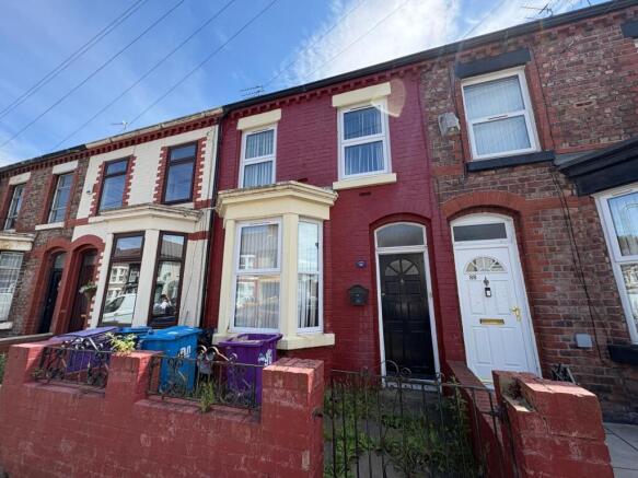 3 bed property, in Eastbourne Road, £82,000