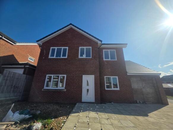 6 bed property, in 57 Stafford Street, £475,000