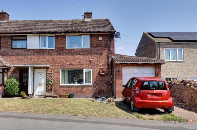 3 bed property, in Lilac Road, £170,000