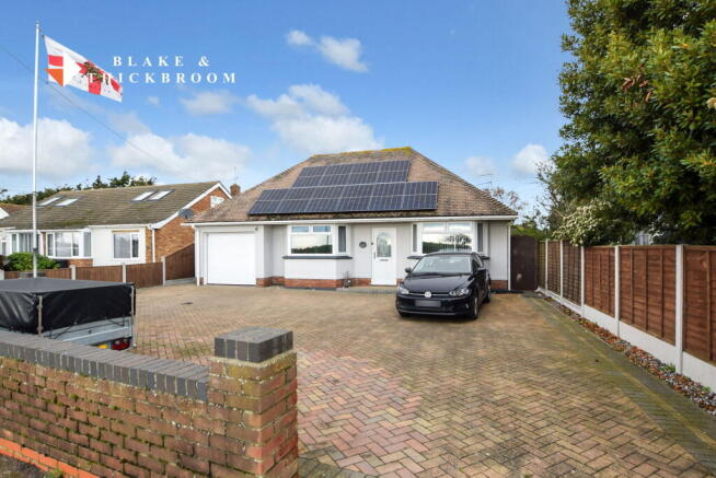 5 bed property, in St Johns Road, £550,000