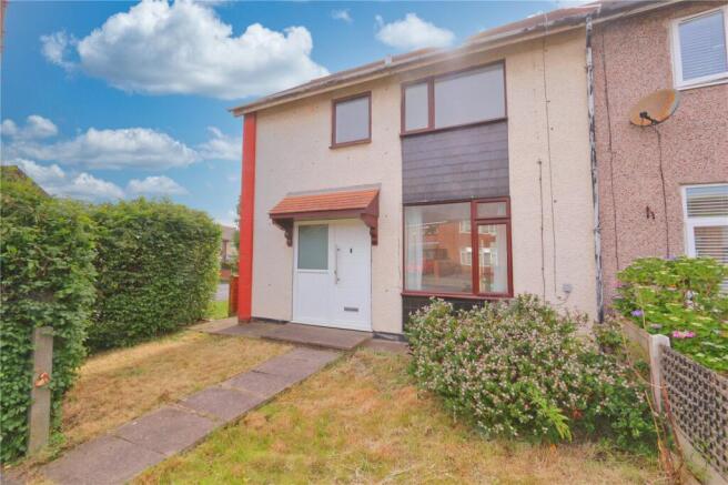 2 bed property, in Lancaster Road, £170,000