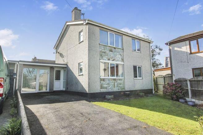 3 bed property, in 5 Bryn Estate, £259,950