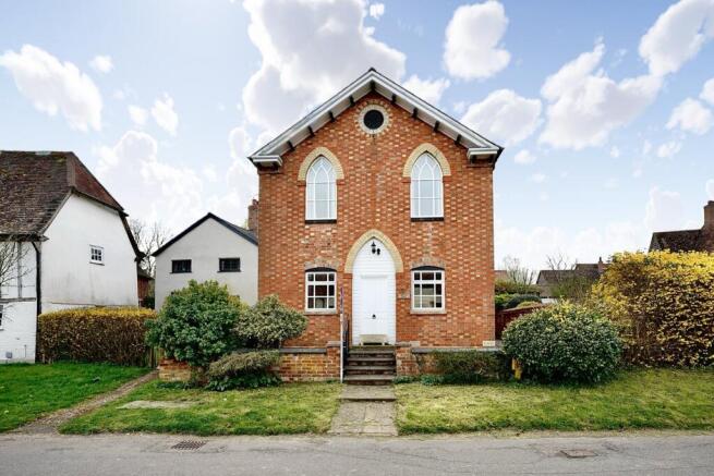 3 bed property, in High Street, £475,000