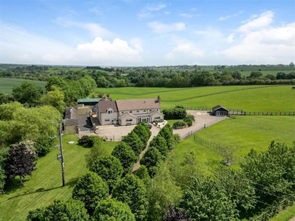 6 bed property, in Darlington DL2, £1,500,000