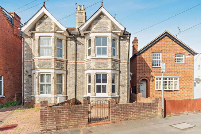 3 bed property, in St. Peters Road, £450,000