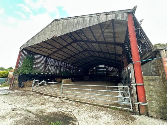 Land, in Lot 8: Cruxton Manor Farm, £125,000