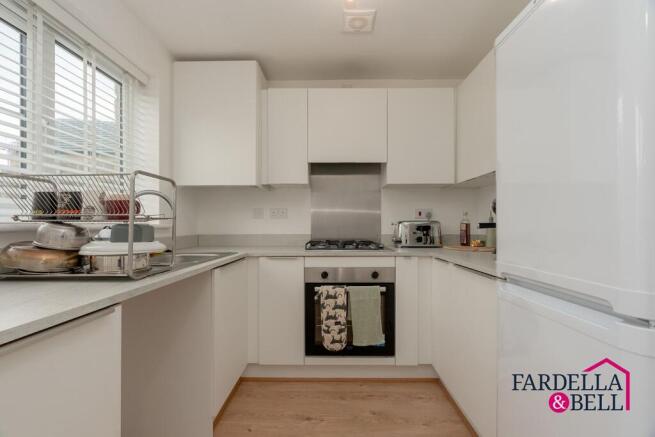 2 bed property, in Wilkinson Road, £189,995