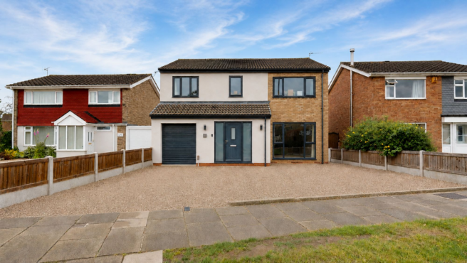 4 bed property, in Stoops Lane, £440,000