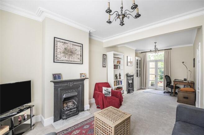 3 bed property, in Dymock Street, £1,200,000