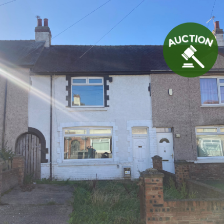 3 bed property, in Eden Road, £54,000