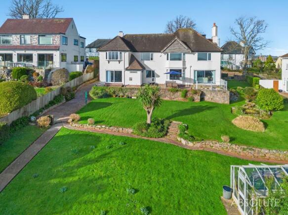 6 bed property, in Manscombe Road, £950,000