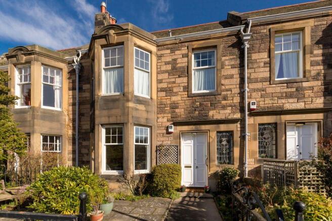 5 bed property, in 7 Lockharton Gardens, £810,000