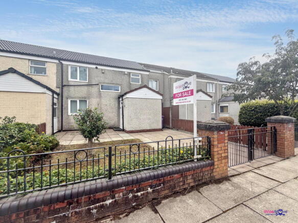 3 bed property, in Sullington Drive, £175,000