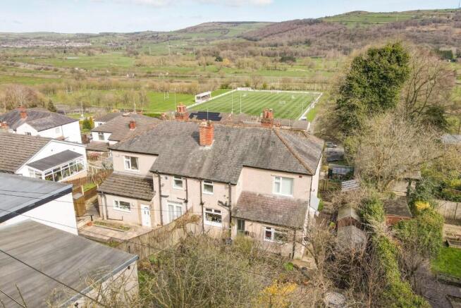 3 bed property, in The Poplars, £335,000