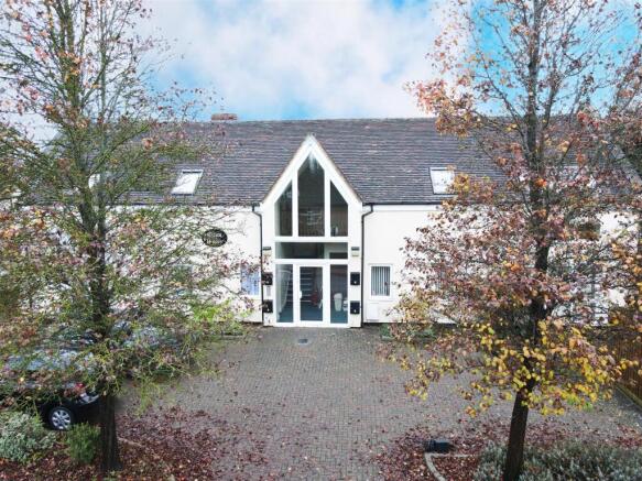 2 bed property, in Shenley Road, £230,000