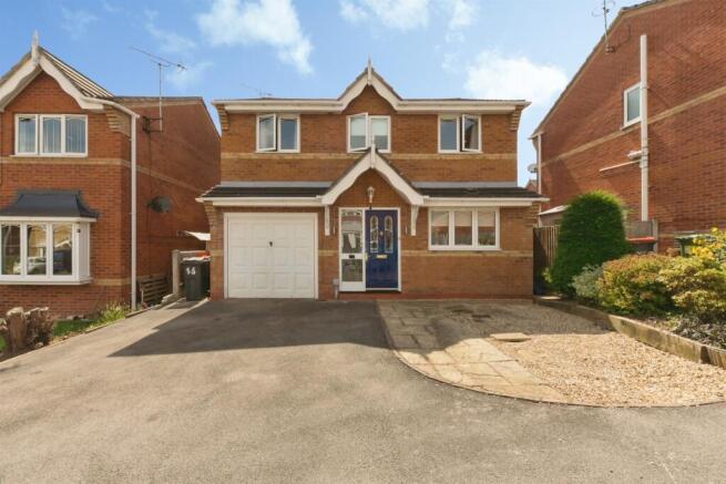4 bed property, in Wentworth Grove, £335,000