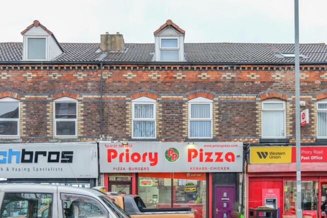 3 bed property, in Priory Road, £240,000