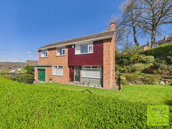 4 bed property, in Cote Green Lane, £500,000
