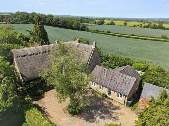 6 bed property, in London Road, £850,000