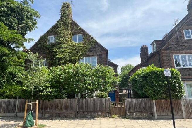 Studio, in Valley Road, £390,000