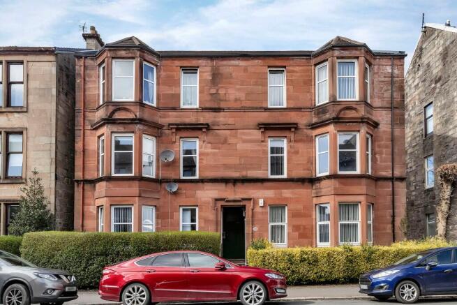 2 bed property, in Kelly Street, £75,000