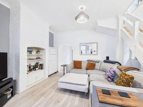 3 bed property, in Stanwell Road, £499,999