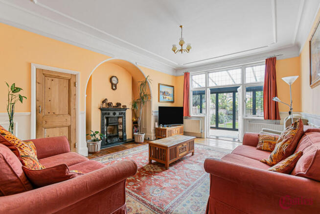 8 bed property, in Grovelands Road N13, £1,500,000